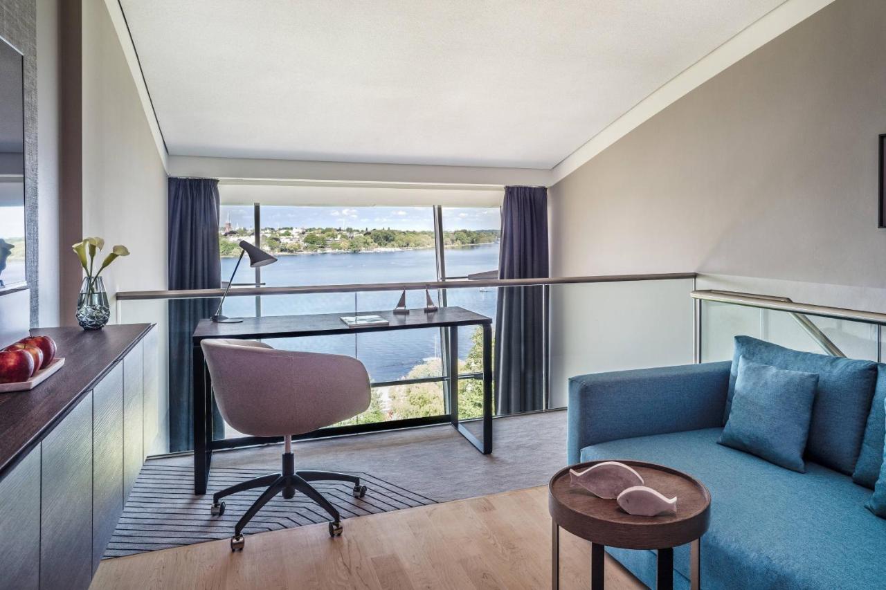 เลอ เมริเดียน ฮัมบวร์ค Hotel ฮัมบูร์ก ภายนอก รูปภาพ A room at the hotel