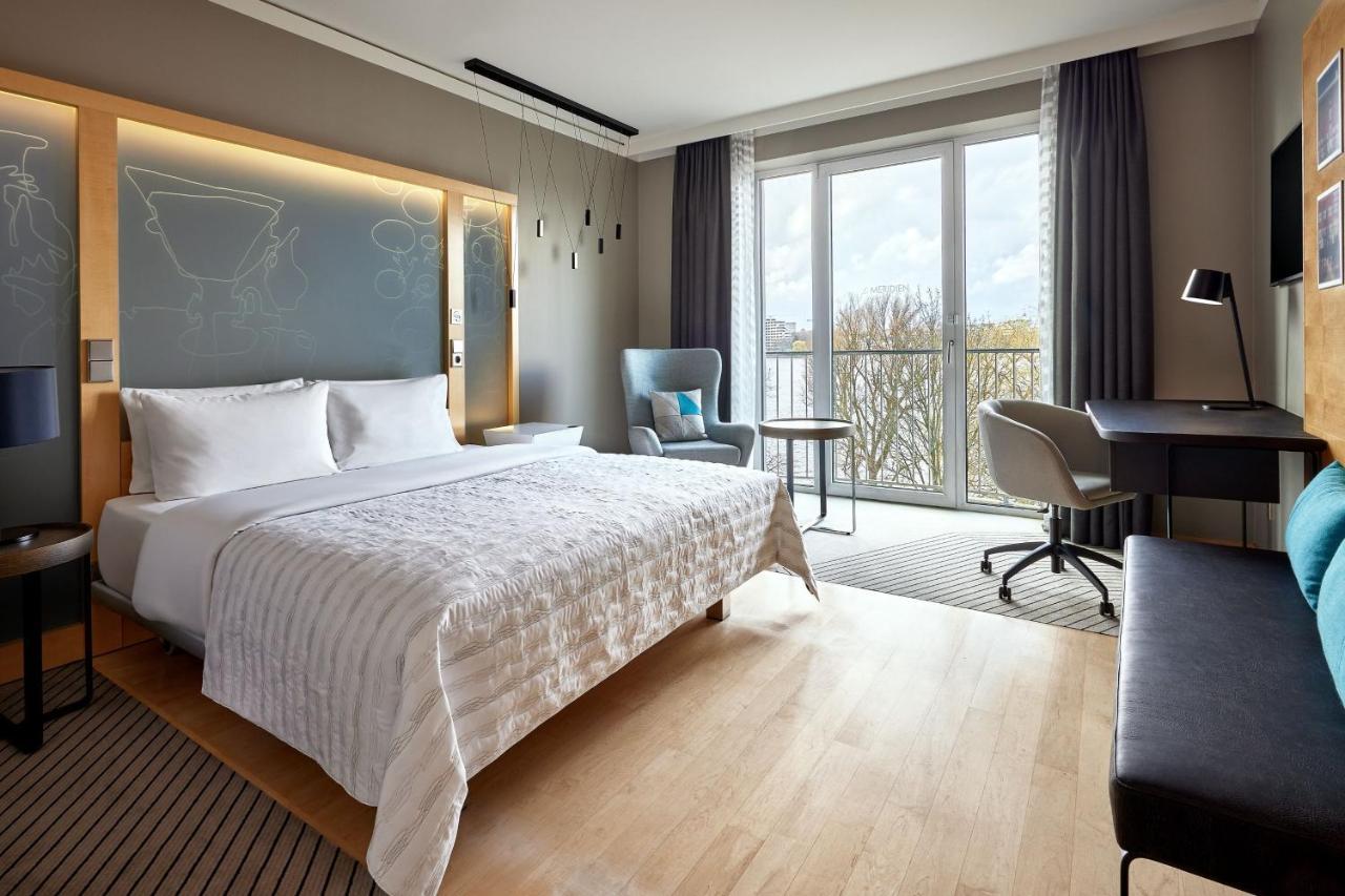 เลอ เมริเดียน ฮัมบวร์ค Hotel ฮัมบูร์ก ภายนอก รูปภาพ A room at the Westin Leipzig
