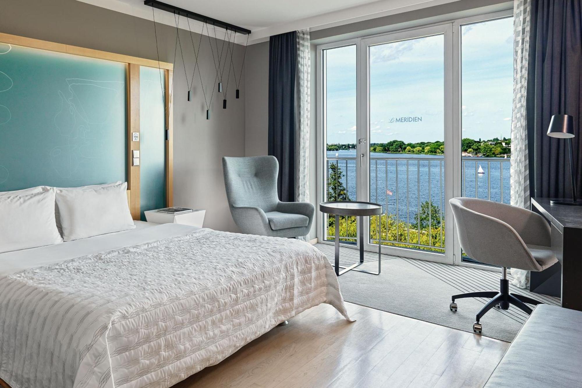 เลอ เมริเดียน ฮัมบวร์ค Hotel ฮัมบูร์ก ภายนอก รูปภาพ A room at the hotel